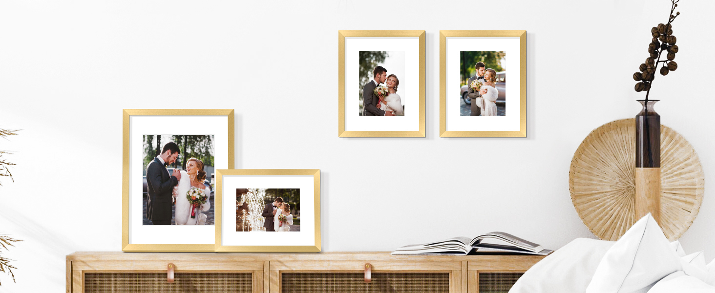 gold picture frame