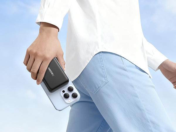 Wireless Power Bank