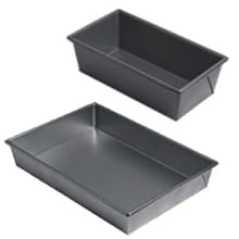chicago metallic bakeware set; baking set; cookie sheet; cake pan; muffin pan; cooking rack; baking