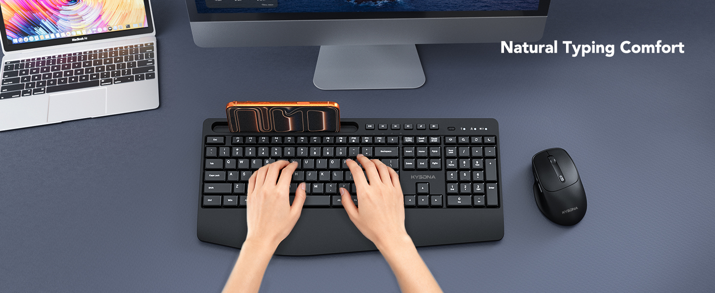 full size comfotable keyboard