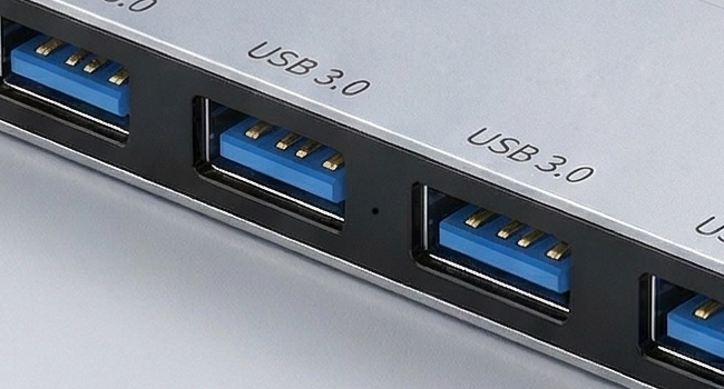 This usb hub supports fast data transfer of up to 5Gbit/s and USB 2.0 (480 Mbit/s)