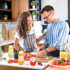 condiment squeeze bottles