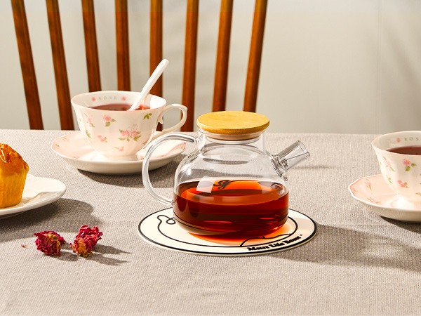 glass teapot