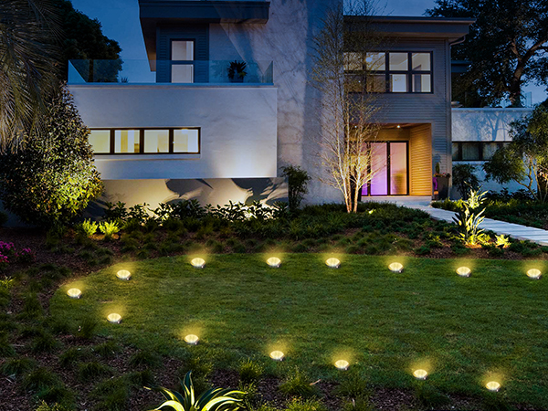 solar pathway lights