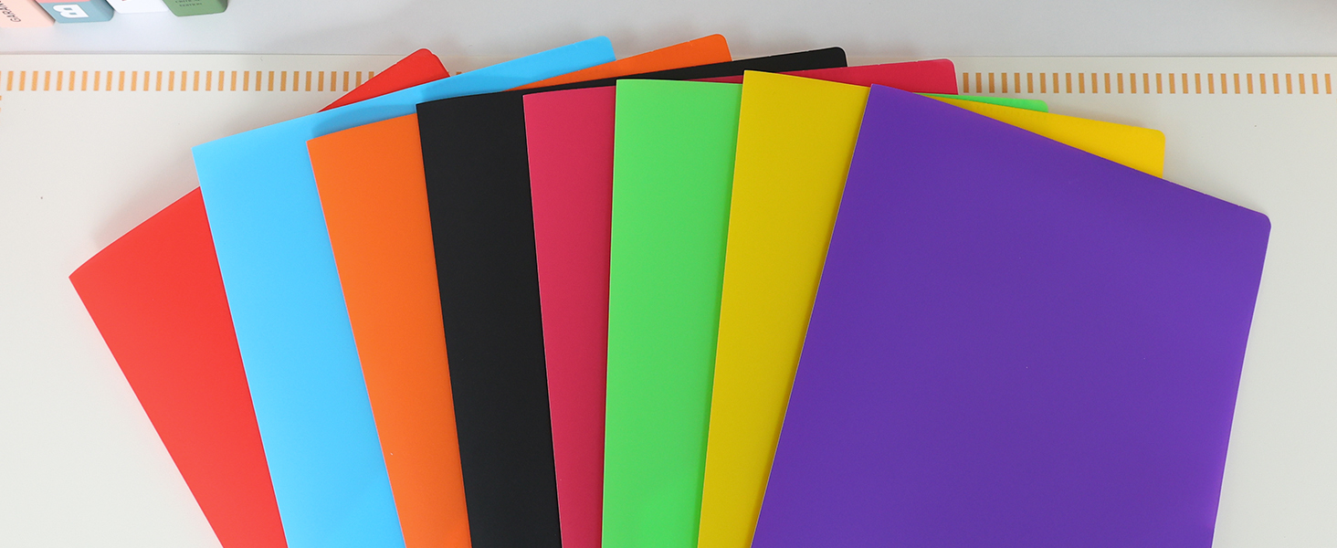plastic folders with pockets