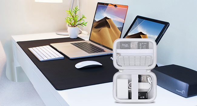 Memory Card Readers Case
