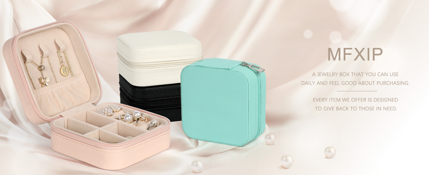 small jewelry case