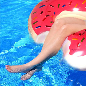 donut pool tube