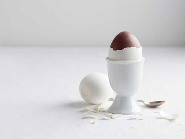 white 4 pack egg cups