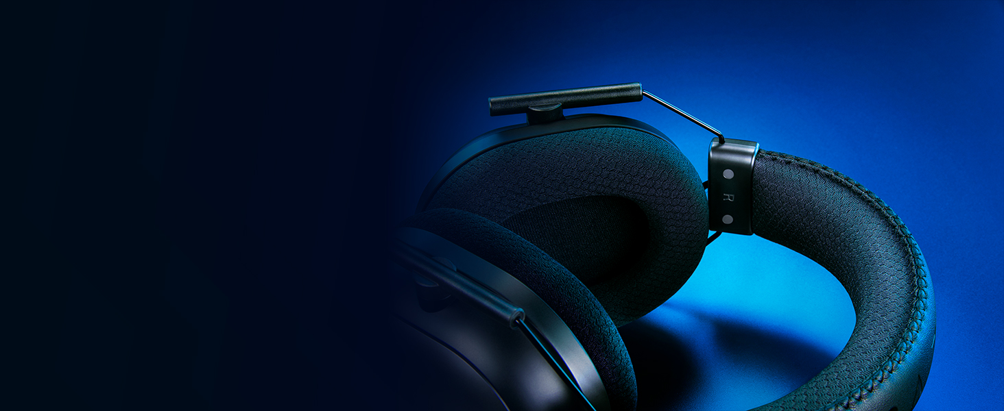 Noise-Isolating Earcups Uninterrupted Focus and Long-Lasting Comfort