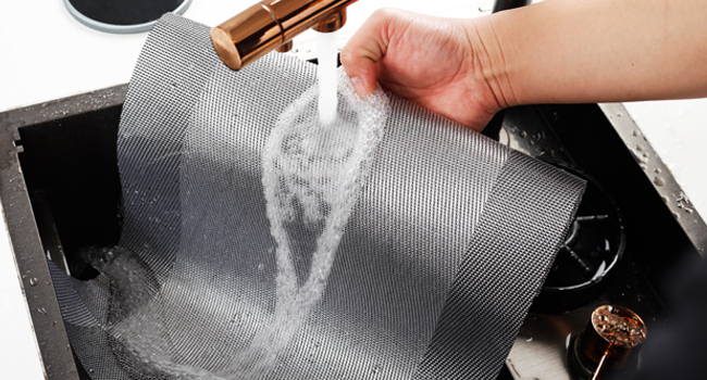 Easy to clean, wipeable and washable