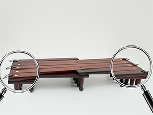 Multiple hanging holes on the back for a sturdy fixation