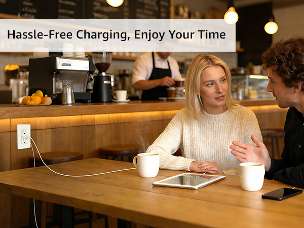 usb c outlet fast Charging in cafe, Enjoy Your Time.