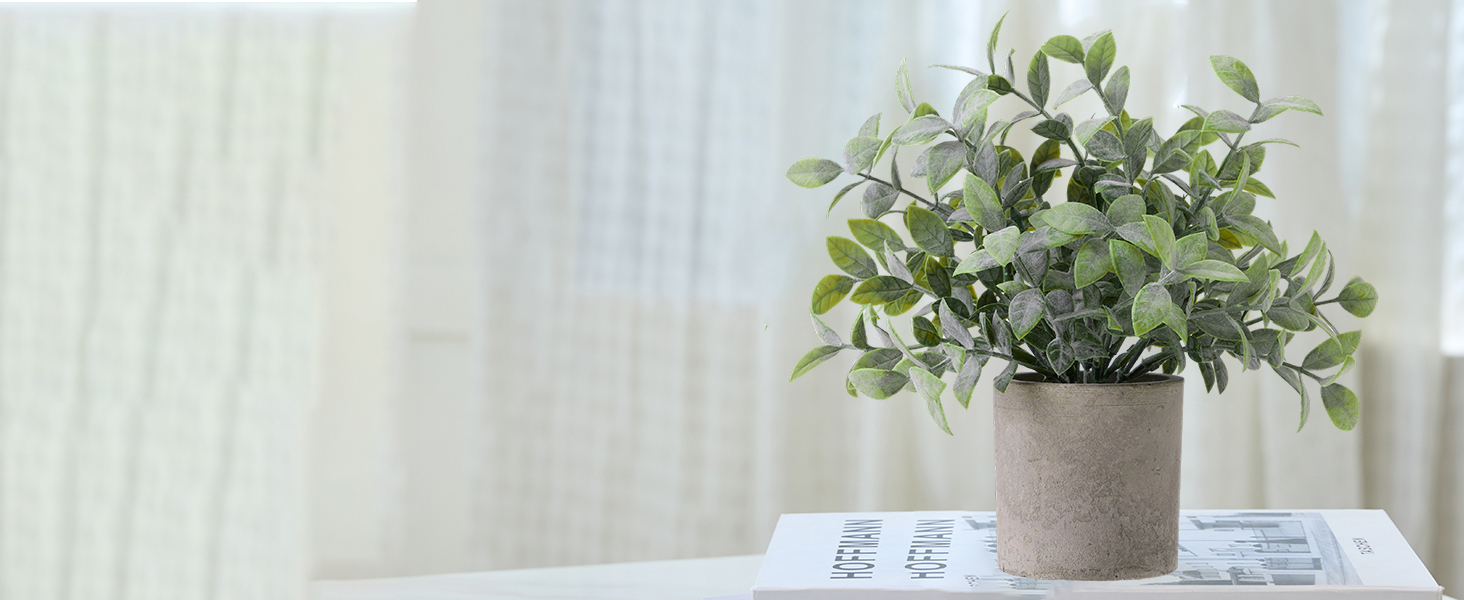 fake potted plants