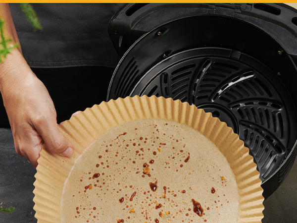 Round shape air fryer disposable liners fit common basket style air fryers.