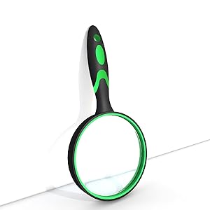 Magnifying glass display
