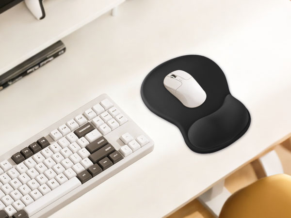 Mouse Pad with Wrist Rest Support