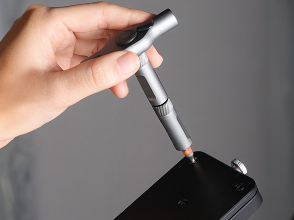 electric screwdriver