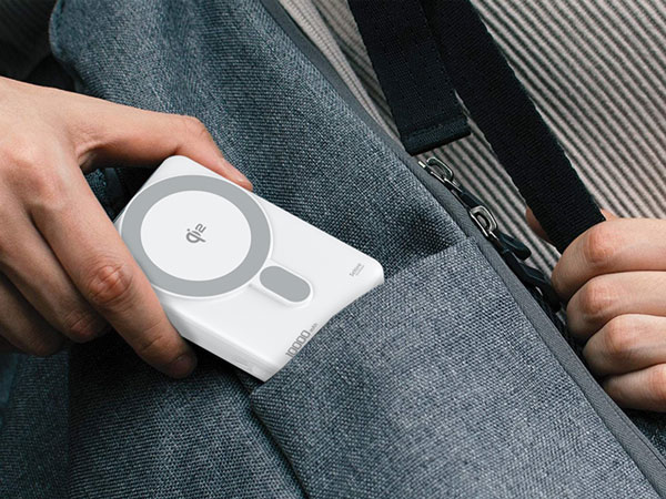 Magnetic power bank