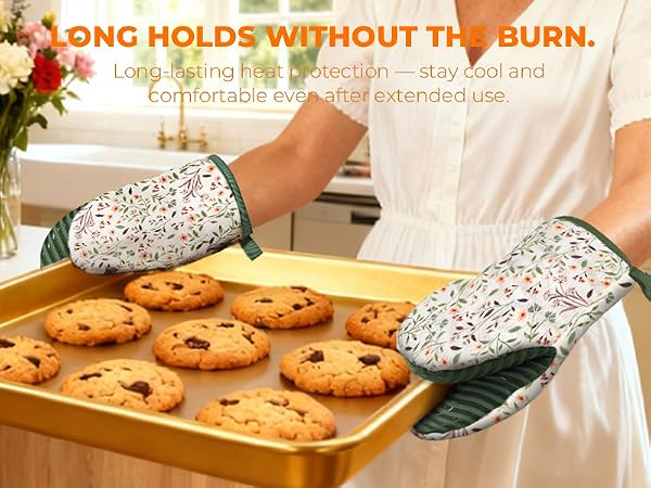 chiccrest Mini Oven Mitts Set