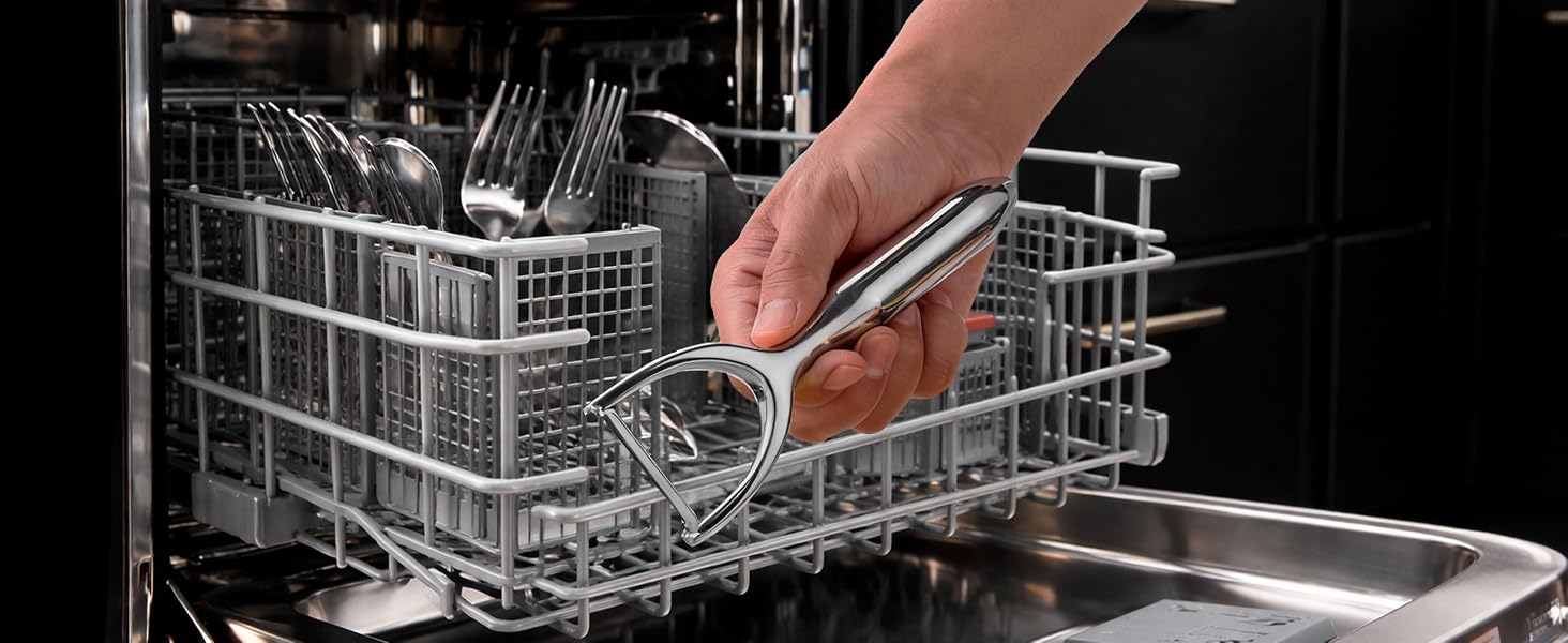 fruit peeler Simply rinse with water and wipe dry, or safely clean in the dishwasher