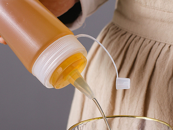 Condiment Squeeze Bottles