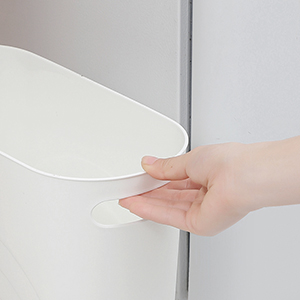 small trash can
