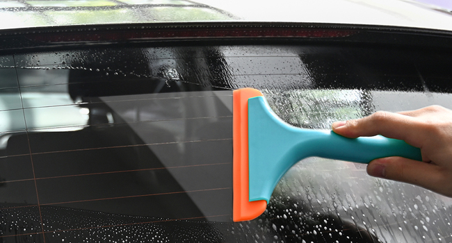 small rubber flexible soft car window cleaning squeegee