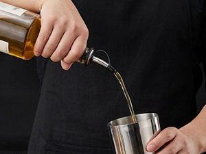 liquor pourers