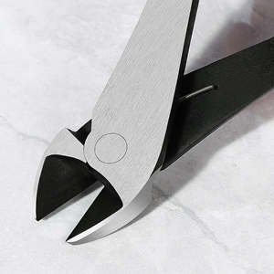 wire cutting pliers