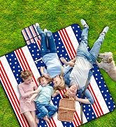 Poedist Extra Large Picnic Blanket Waterproof,80"x 80"Foldable Machine Washable Beach Blanket,Out...