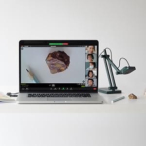 IPEVO V4K Visualiser streaming materials to a laptop via USB