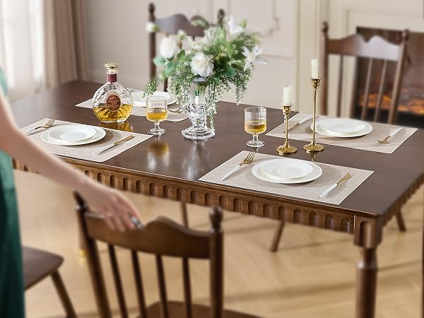 A Perfect Blend of Functionality and Elegance for Your Dining Table