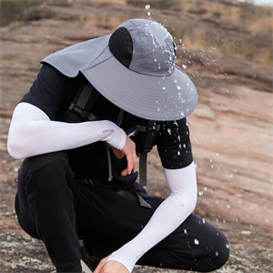 Waterpoof hat