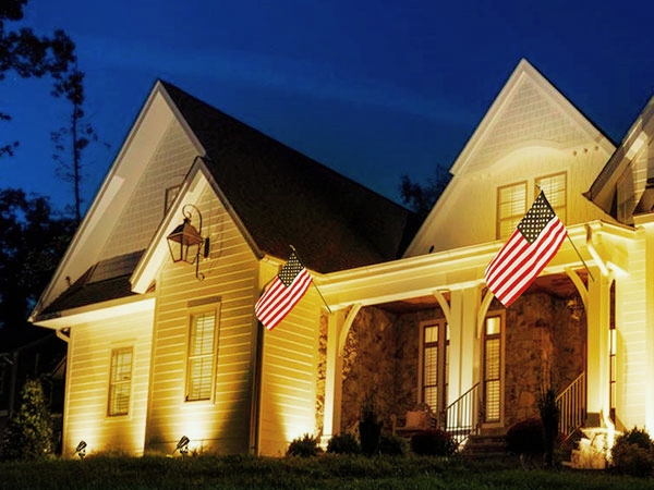 outdoor solar lights for yard