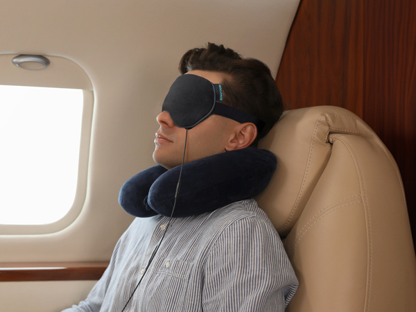 Heated eye mask
