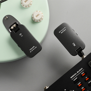 Pocket-size guitar wireless system