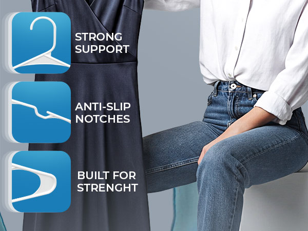 plastic hangers 50+ pack