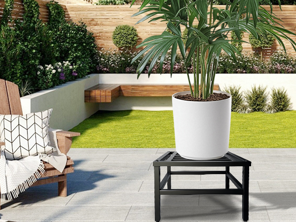 18” plant stand