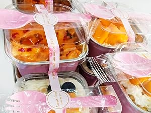 Mini Cake Pans with Lids