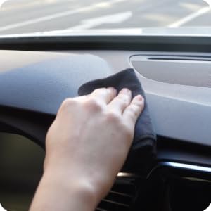 Simply pull down on the foot to extend to four additional height settings.