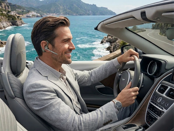 noise canceling bluetooth headset for calls