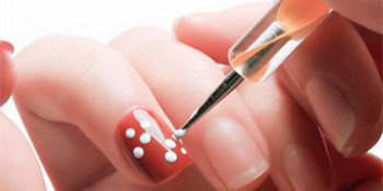 dotting nail