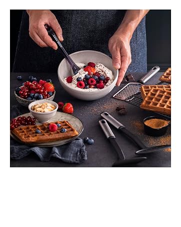 https://m.media-amazon.com/images/S/aplus-media-library-service-media/4dc1c4f4-c793-46e9-9337-646fd639a5cd.__CR2,0,3570,4467_PT0_SX362_V1___.jpg