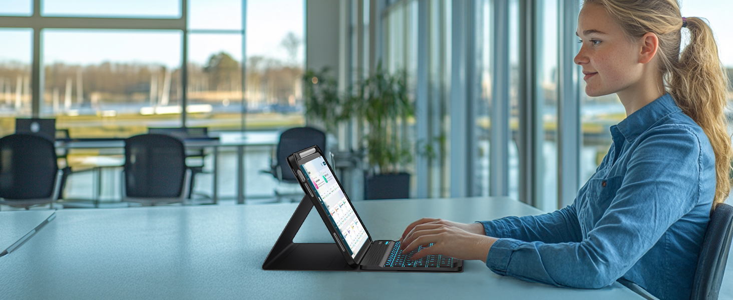 iPad cover with keyboard