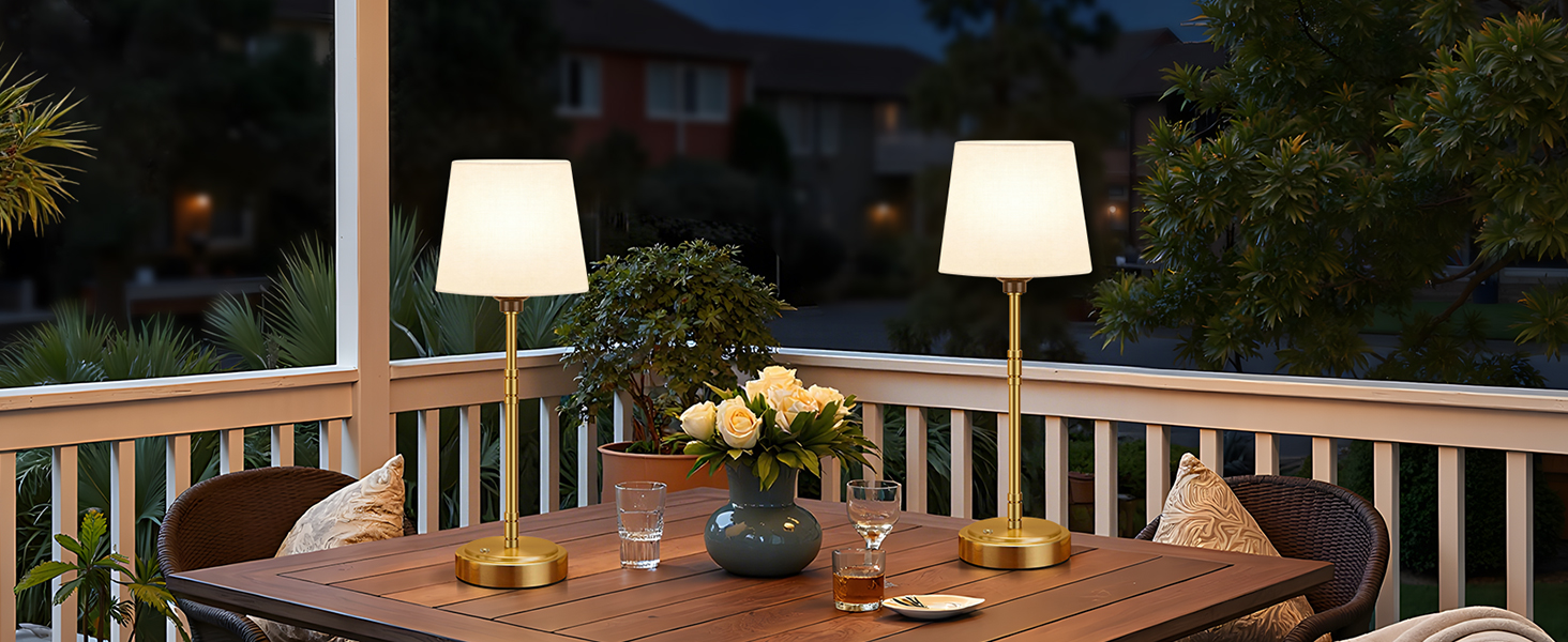 Outdoor terrace table lamp