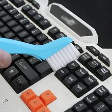Keyboard cleaning brush