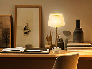 Reading table lamp