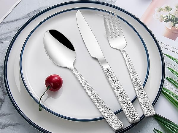 silverware set