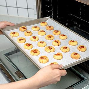 precut parchment paper for baking